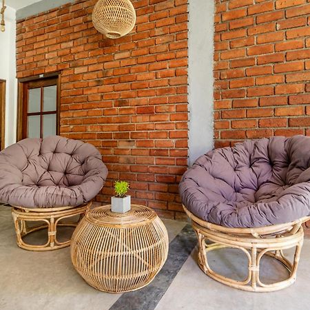 Drifter - Rooms & Food Midigama East Εξωτερικό φωτογραφία