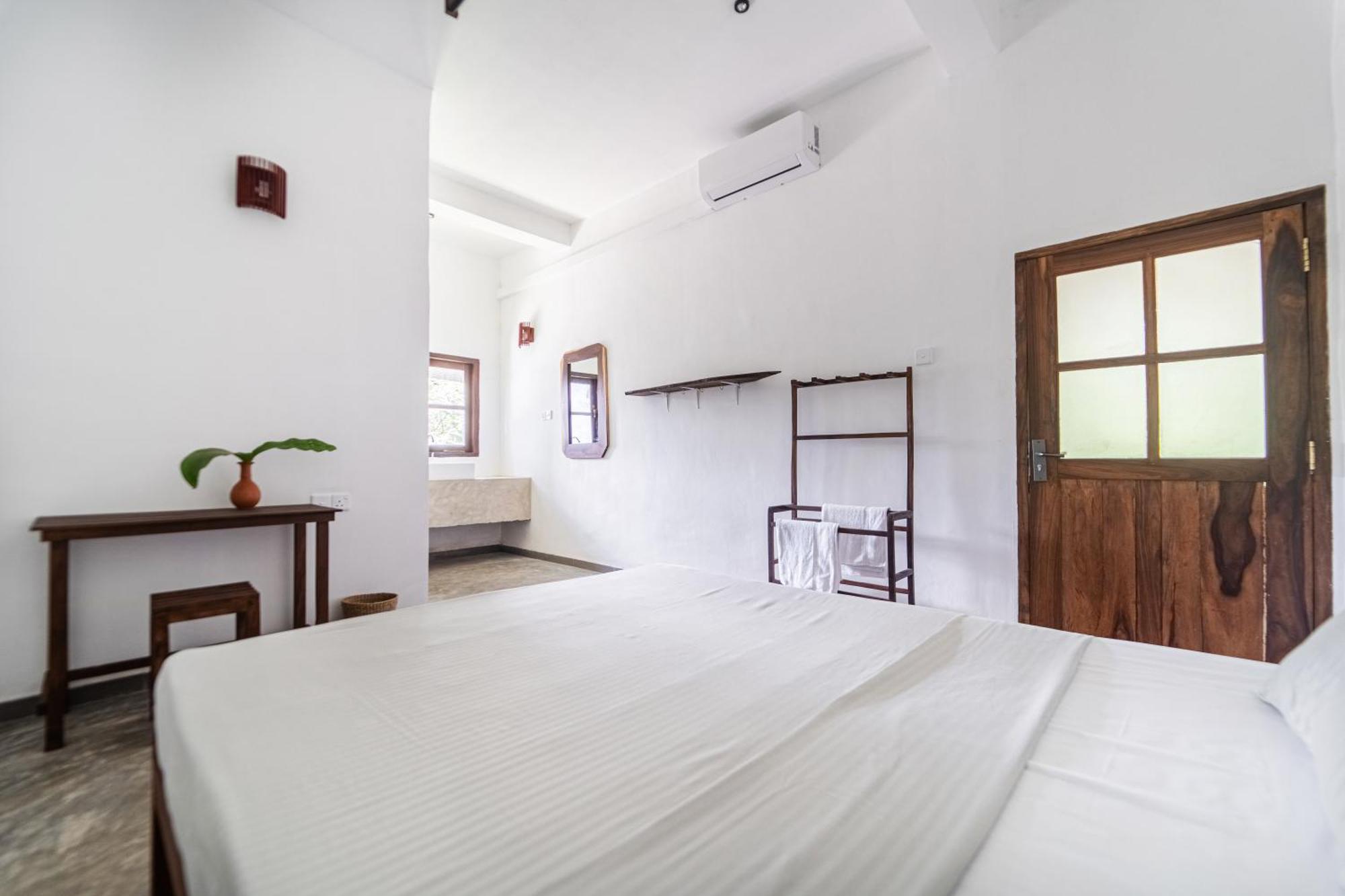 Drifter - Rooms & Food Midigama East Εξωτερικό φωτογραφία