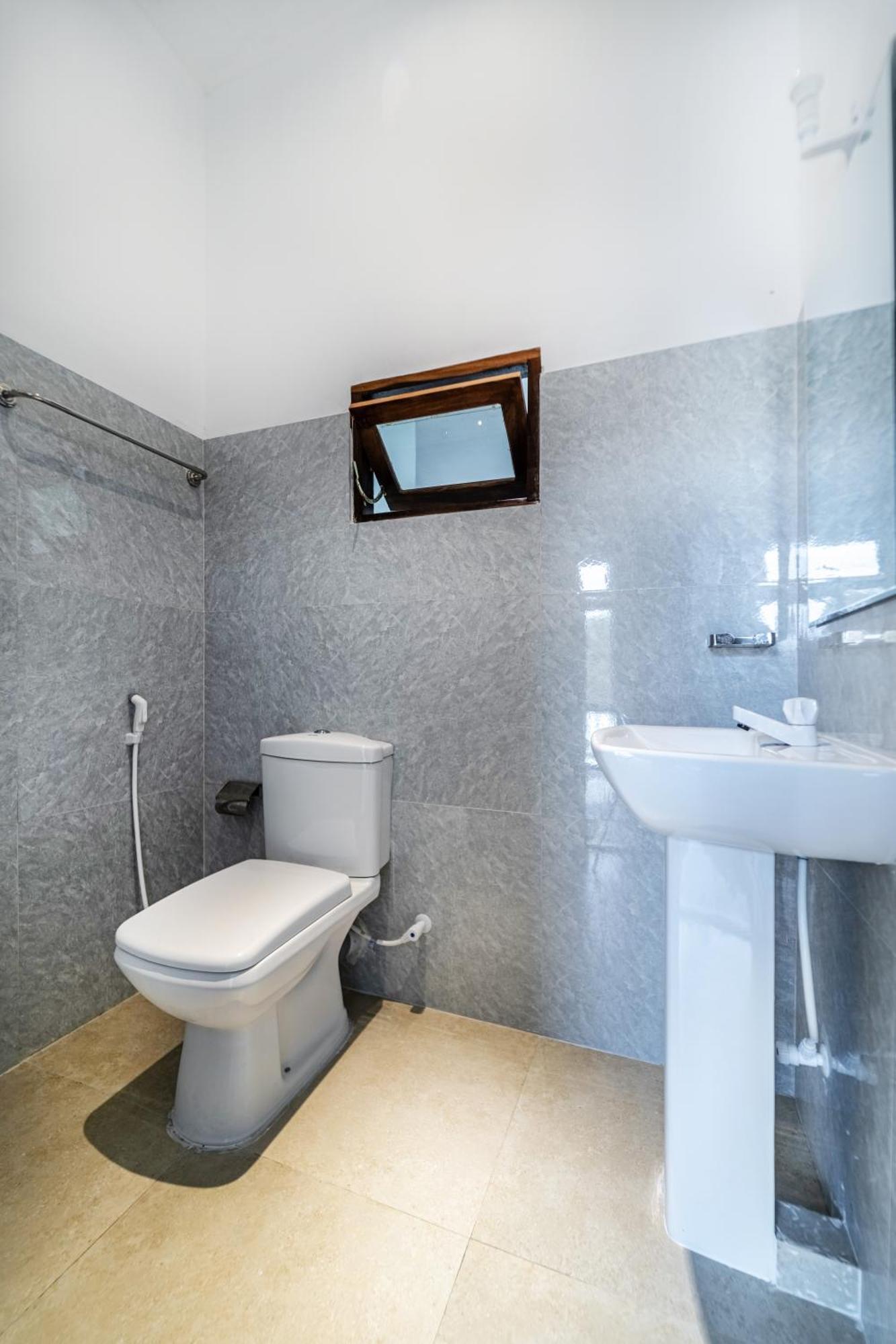 Drifter - Rooms & Food Midigama East Εξωτερικό φωτογραφία